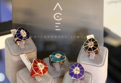 The niche art of playing with geometry in @ace__jewels ‘s designs.