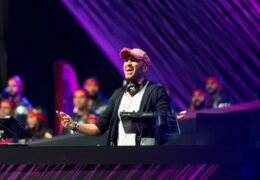 A Unique Fusion of Dance, Techno, Classic, Arabic , Pop and Gregorian Chants all come together in an enchanting beat – Capturing all cultura in Coloratura