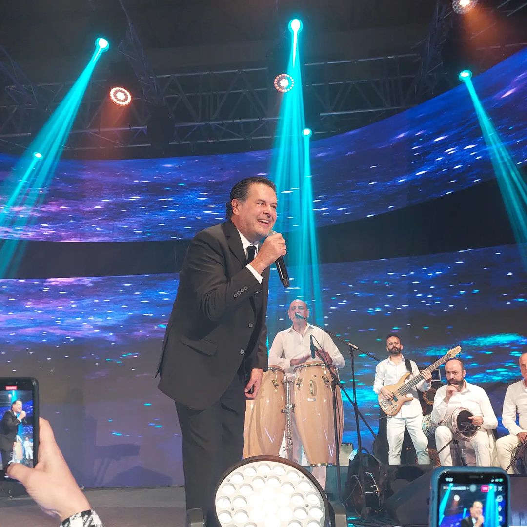 The one & only @raghebalama performing tonight at @nac_egy @benchmark.education!