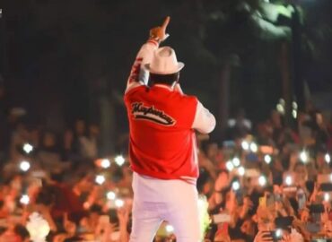 For the first time ever the Mega super star Tamer Hosny performed a one of a kind concert at @mustuni