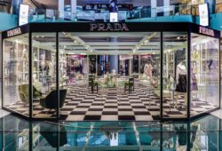 <br>Thinking about that festive season shopping spree ? 
