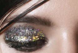 Now those are some glittering styles to try for your weekend outing