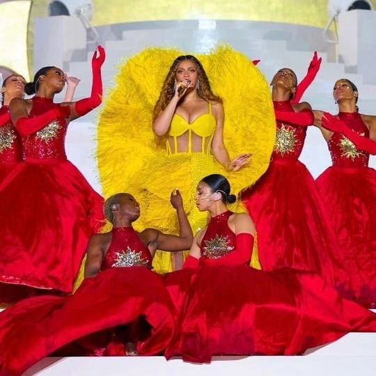 A breathtaking performance by #beyonce featuring @mayyasofficial