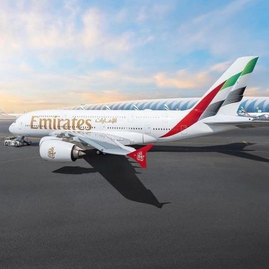 A new makeover for @emirates fleet with a new 3D effect UAE flag and the wingtip features the Emirates logo in a new Arabic calligraphy.