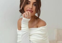 Mytheresa is teaming up once again with beautiful Saudi influencer Nojoud Al-Rumaihi for a Ramadan