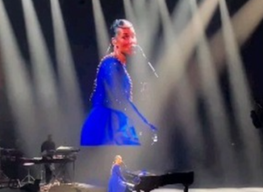 The beautiful star Alicia Keys performed yesterday with a Full House at Saudi Arabia’s Alula,at the world’s largest mirrored building Maraya.