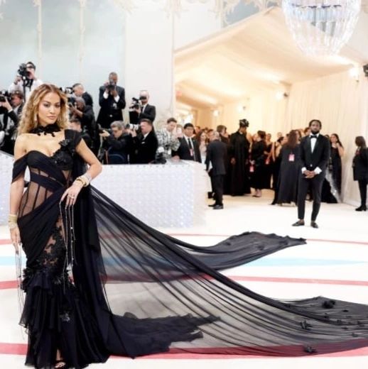 Rita Ora will never let us done with her #metgala2023 look!