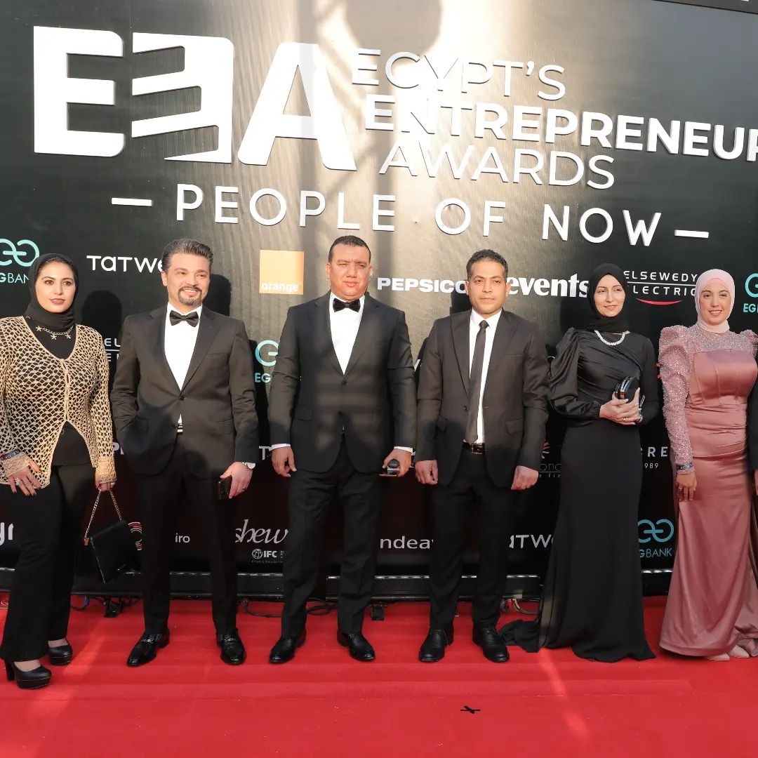 #redcarpet moments from today’s @eeawards_