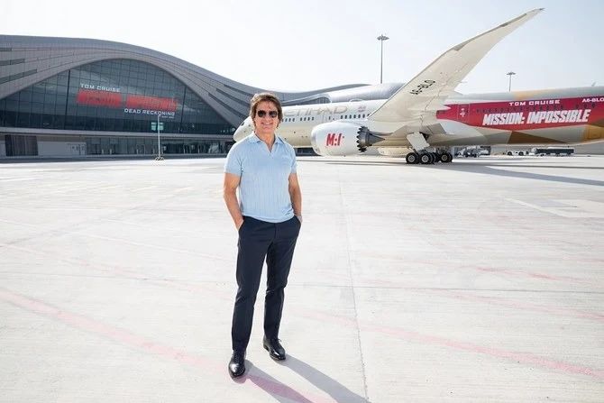 Hollywood icon Tom Cruise arrived on Sunday at the Midfield Terminal of Abu Dhabi International Airport,