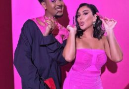 Loving everything about this vibe from Paris with #hudabeauty1coatwow #sephorafrance