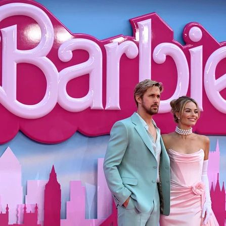 After a delay of more than a month due to potential content concerns, the UAE has cleared the distribution of the “Barbie” movie.