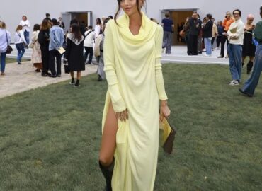 Lebanese Public figure @nathaliefanj shares her look for @loewe SS24 show during #parisfashionweek and looks gorgeous!