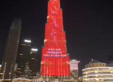 Burj Khalifa lights up at yesterday’s @cop28uaeofficial