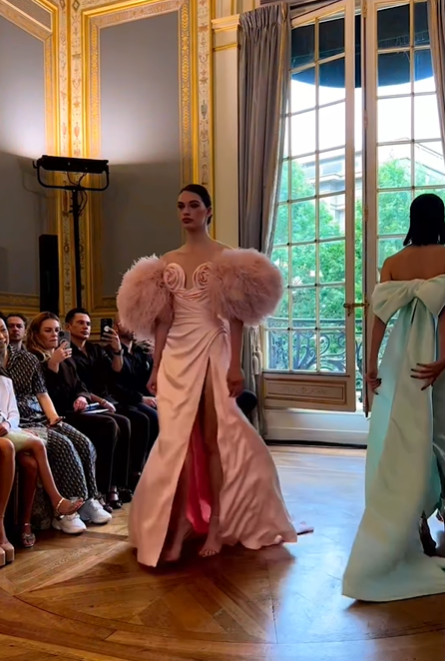 From yesterday’s captivating SS24 Couture Collection by tamararalph in Paris!