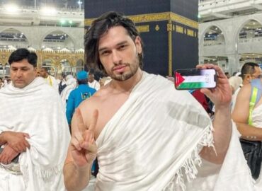 Dubai Bling Star 🌟 @thebloomingman shares a special picture from his Umrah in support to Palestine!