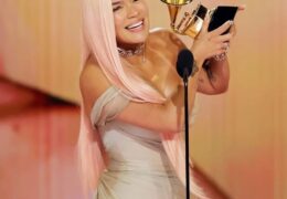 Congratulations on our fav #grammy winners 🏆