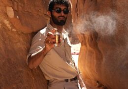 An oasis of scents #penhaligon amidst AlUla’s boundless horizons!