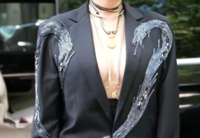 Ghada Abdelrazek dazzled in her unique way at the Tony Ward Couture Show yesterday that effortlessly blended elegance and boldness. Her look was a stunning statement of individuality and sophistication.