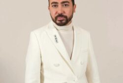 Exciting news! Saudi designer Mohammed Ashi, the visionary behind Paris-based Ashi Studio, is set to create the first-ever fashion line for the cabin crew of Riyadh Air. As the Kingdom’s new airline prepares for its maiden flight in 2025, Ashi’s stunning designs will take to the skies, blending style and sophistication for a truly unique travel experience. Stay tuned for a fashion-forward journey!