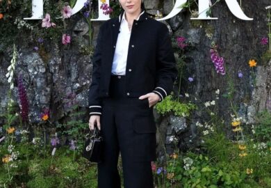 Dior’s ambassadors and friends gathered at the majestic Drummond Castle in Scotland to witness the unveiling of the breathtaking 2025 Cruise Collection. Blending heritage and haute couture!