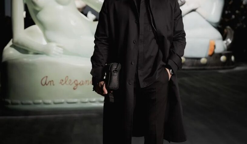 Actor Bassel Khaiat stuns in style at the Dior Summer 2025 Collection in Paris by Kim Jones, looking effortlessly sharp!
