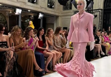 Enchanted by Yanina Couture’s ‘Magic Garden’ presented today at Paris Fashion Week! The colours and patterns are a mesmerizing blend of art and elegance. Truly exquisite!