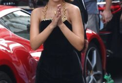 Saudi gorgeous influencer Nojoud Al-Rumaihi shines in the audience of yesterday’s Olympic International Day in Paris, celebrating unity,fashion, and athletic excellence!