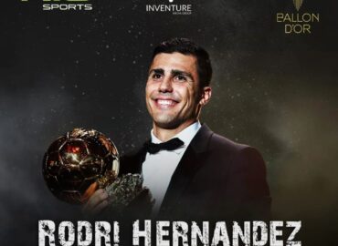 The 2024 Ballon d’Or winner is officially Rodri Hernandez!  With a phenomenal season, he’s earned the title of the world’s best player! Congratulations to Rodri for this well-deserved victory!