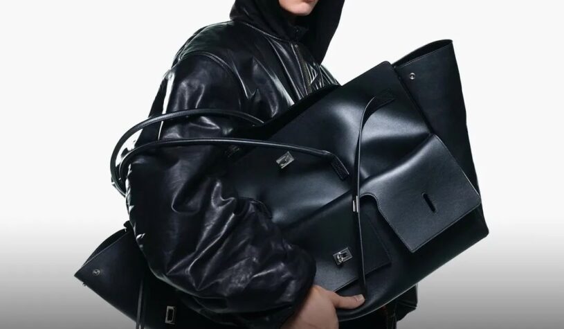 Balenciaga’s latest campaign for the Bel Air Bag is pure sophistication, capturing the essence of modern luxury with an edgy twist. This bag is the perfect balance of elegance and boldness, showcasing Balenciaga’s iconic craftsmanship while pushing the boundaries of contemporary style. Sleek lines, impeccable leather, and the distinctive Balenciaga branding make it a true standout accessory. The campaign reflects the bag’s versatility and appeal, proving it’s a must-have piece for those who appreciate fashion that speaks volumes.