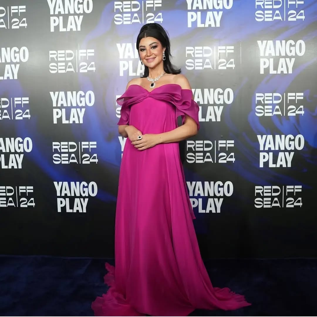 Last night’s #YangoPlay event at the Red Sea Film Festival was a dazzling spectacle of style and sophistication. Celebrities turned heads on the red carpet, effortlessly merging high fashion with individuality. From timeless classics to bold, avant-garde statements, the looks were as diverse as they were inspiring.