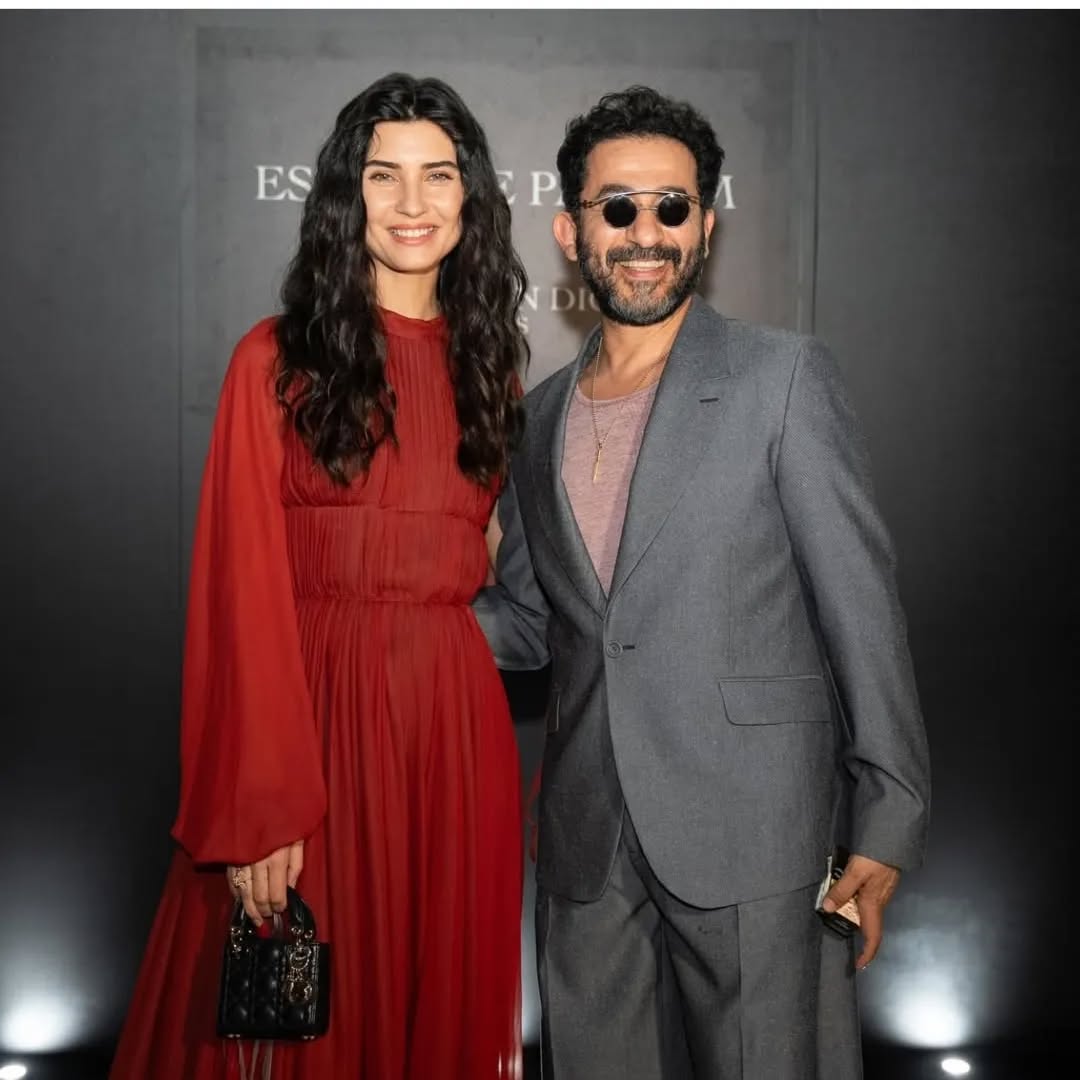 Ahmed Helmy and @tubabustun.official stole the spotlight with their undeniable charm at the Dior Beauty event in Jeddah, celebrating the elegance of Esprit De Parfum. A perfect blend of grace and sophistication, they truly embodied the essence of luxury.