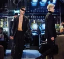 Philip Plein stole the spotlight in Milan last night with a bold, high-energy show that screamed confidence and charisma! The collection was a true celebration of edgy glamour, setting the bar high for Milan Fashion Week. Unforgettable vibes and jaw-dropping designs – bravo, Philip Plein!