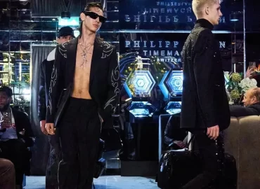 Philip Plein stole the spotlight in Milan last night with a bold, high-energy show that screamed confidence and charisma! The collection was a true celebration of edgy glamour, setting the bar high for Milan Fashion Week. Unforgettable vibes and jaw-dropping designs – bravo, Philip Plein!