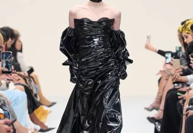 We are mesmerized by yesterday’s @zeenazaki fashion show in Dubai! Bravo! —every detail was pure perfection!