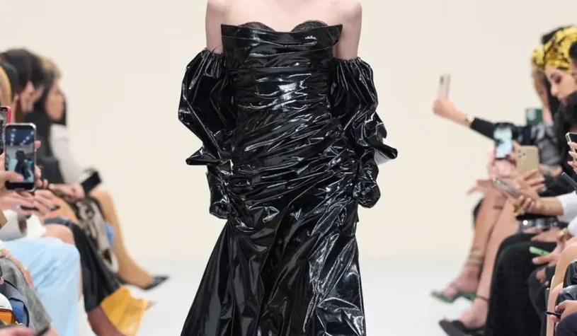 We are mesmerized by yesterday’s @zeenazaki fashion show in Dubai! Bravo! —every detail was pure perfection!