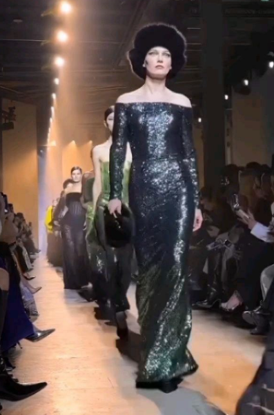 Elie Saab’s RTW 2026 collection was a celebration of luxurious materials and intricate design, offering fashion enthusiasts a glimpse into a world where fur, lace, and sequins coexist harmoniously. The presence of stars like Sofia Carson and Georgina Rodriguez further cemented the collection’s status as a highlight of Paris Fashion Week.