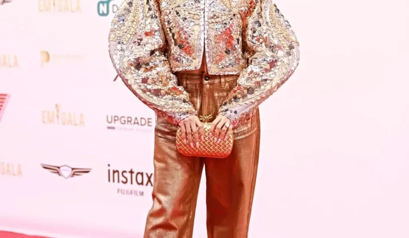@iamhearte stole the spotlight at the Emi Gala opening ceremony in Dubai, exuding elegance with edge in a stunning structured look by Michael Cinco. A vision of power and poise, she embodied couture confidence on the red carpet.