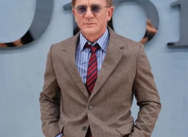 Proportions, Provocations, and Paris: Jonathan Anderson’s Menswear Moment Has Us Talking