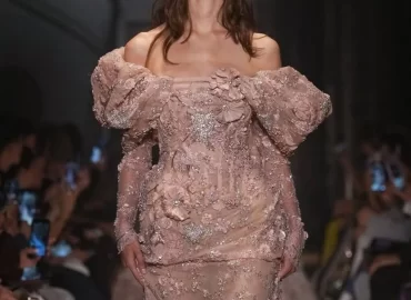 A regal affair, embroidered in elegance