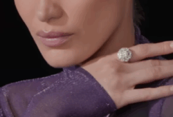 Bella Hadid Dazzles in Chopard’s Latest L’Heure du Diamant Campaign .