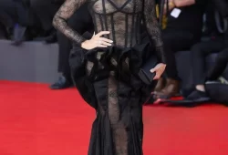 A Darkly Romantic Red Carpet Moment