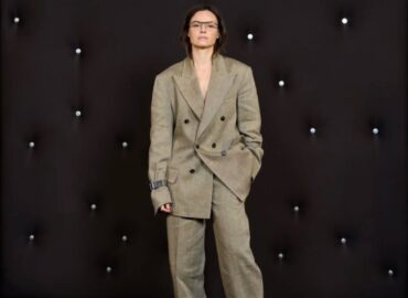 Ferrari FW26 roared into Milano with unapologetic intensity — sharp tailoring, high-octane reds, and silhouettes engineered with the precision of a supercar. This wasn’t just fashion, it was velocity in motion.