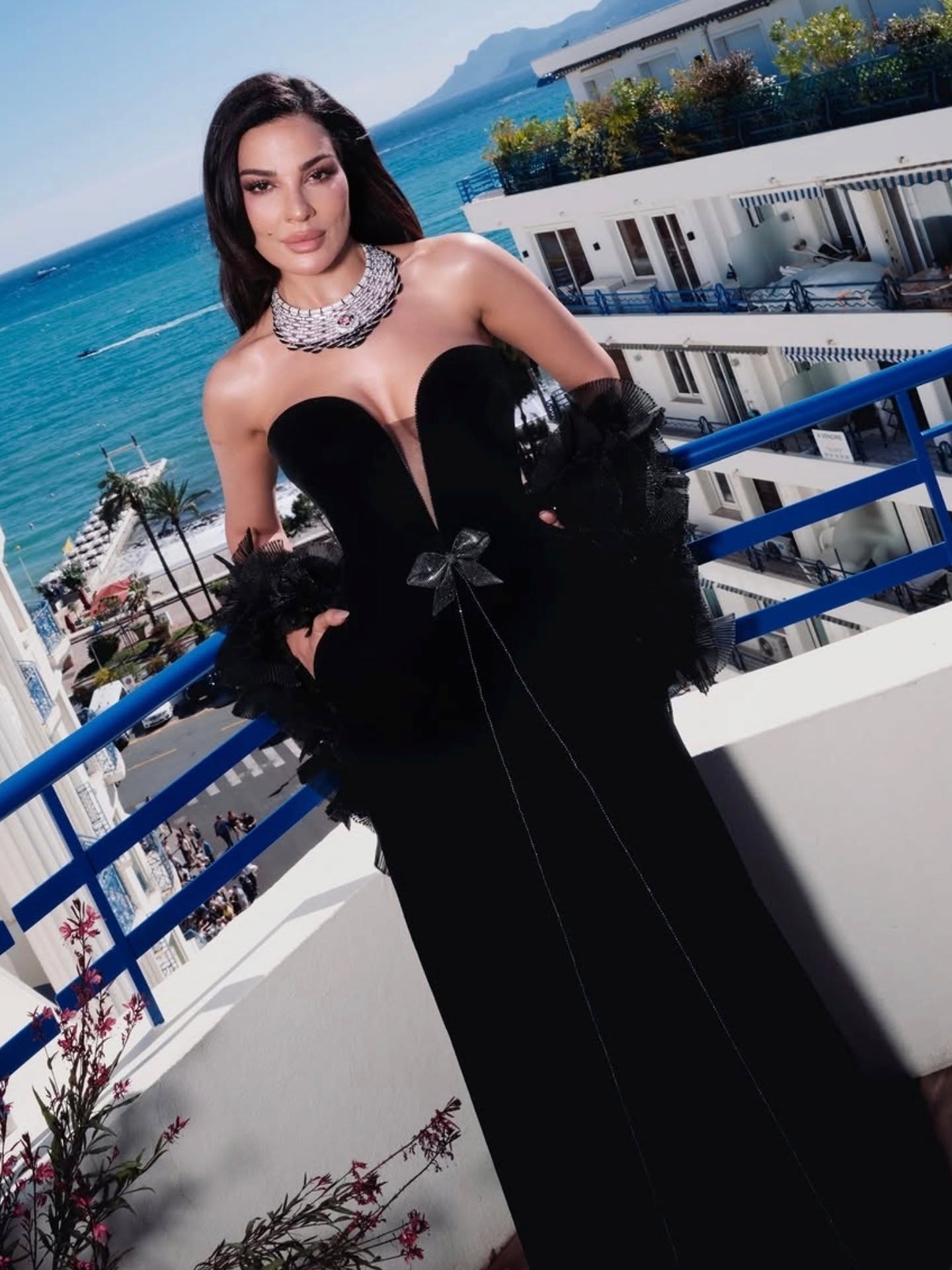 Radiating timeless glamour on the opening day of the Cannes Film Festival, Nadine Nassib Njeim delivered a red carpet moment defined by elegance and modern sophistication.