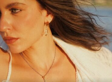 With PERET, Egyptian fine silver jewelry brand eternasilver.eg looks to the ancient season of emergence—when the Nile receded to reveal fertile land and mark a period of renewal.