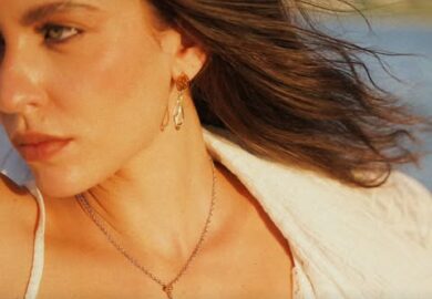 With PERET, Egyptian fine silver jewelry brand eternasilver.eg looks to the ancient season of emergence—when the Nile receded to reveal fertile land and mark a period of renewal.